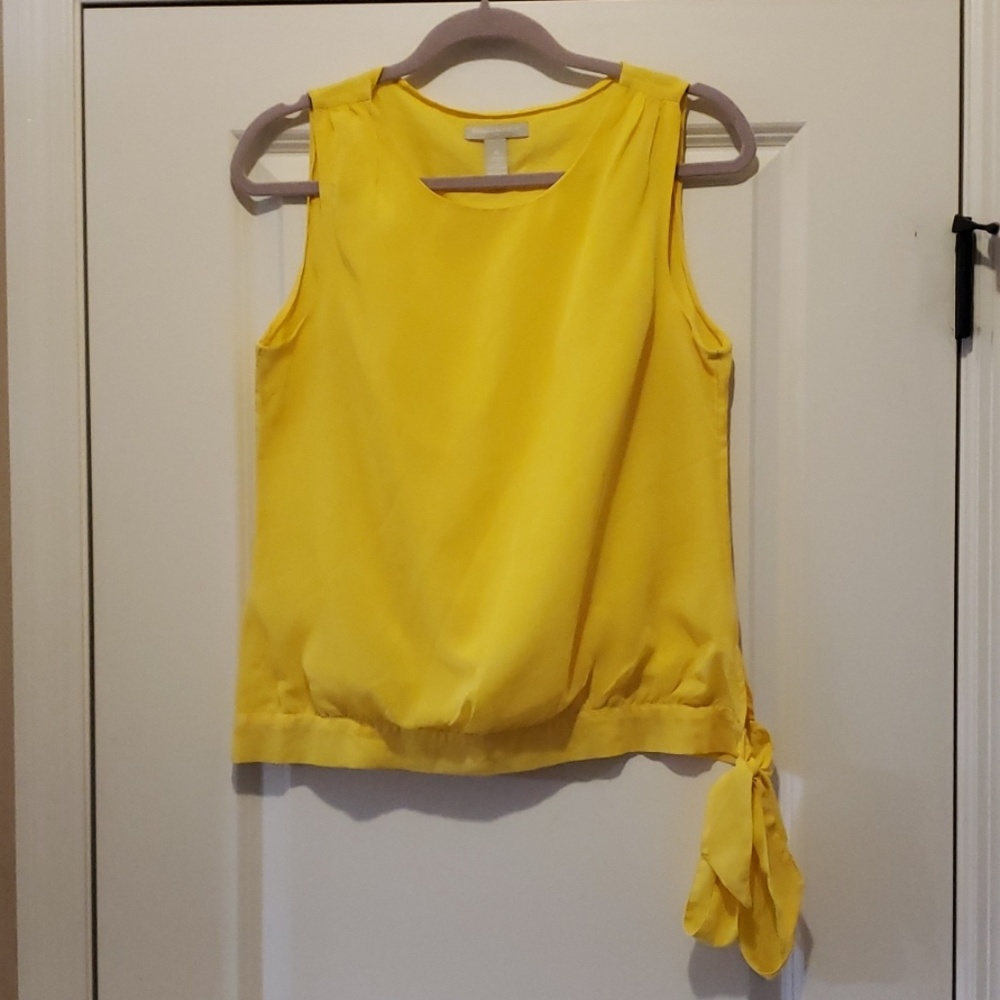 Banana Republic canary yellow top M